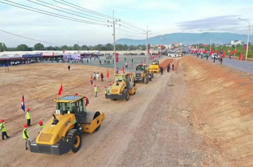 徐工机械二十余台设备参与柬埔寨31号和33号公路升级改造项目